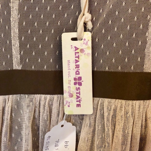 ✨✨BRAND NEW ALTAR’D STATE DRESS✨✨ - Picture 6 of 6